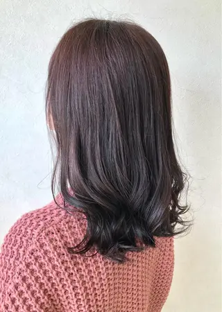 ミディアム ショート/白髪ぼかし 君和田若菜のヘアスタイル