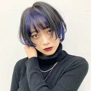 ショート カラー TOMOYAレイヤー ブリーチ縮毛矯正のヘアスタイル