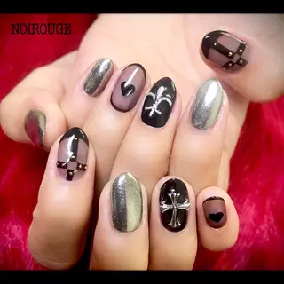 ネイル NOIROUGE所属・NOI ROUGEのネイルデザイン