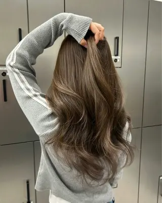 ロング 大人レイヤー/艶美髪 🇺🇸TOMONAのヘアスタイル