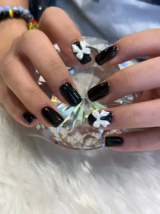 ネイル Nobody_ Mikieのネイルデザイン