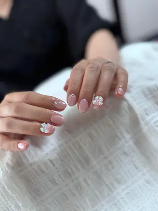 ネイル ハン シカのネイルデザイン