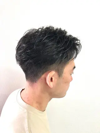 ショート メンズ RAIA💎ケア ブリーチ＆パーマ💎のヘアスタイル