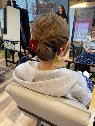 ミディアム 中野 紹江のマツエク・マツパデザイン