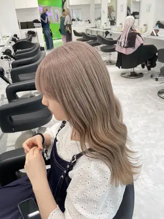 ロング カラー 🤍ベージュ×艶髪 🤍Ryuta🤍のヘアスタイル