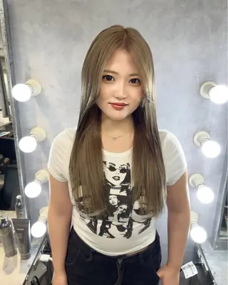 ロング カラー TOMONA👑 GiseL梅田店のヘアスタイル