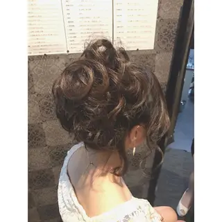 ショート ヘアアレンジ corona hairdesign KAZUE MAEDA所属・マエダ　カズエ🫶 coronahairのヘアスタイル