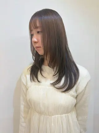 ロング 宮川 葉月のヘアスタイル