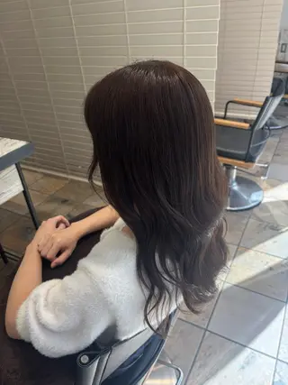 セミロング カラー 小林 菜々美のヘアスタイル