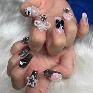 ミディアム Re:lith所属・猫夢 にゃむのネイルデザイン