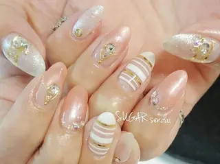 ネイル 鈴木 ゆかりのネイルデザイン