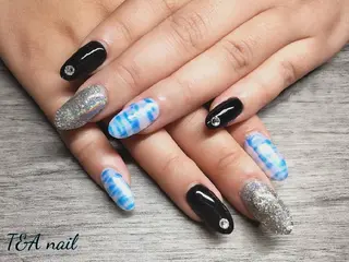 ミディアム ネイル T&A nailのネイルデザイン
