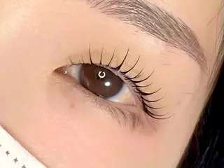 マツエク・マツパ モテ眉No1🎀 sayaka.nの眉毛・アイブロウイメージ