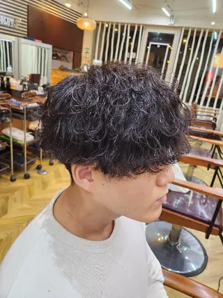 メンズ パーマ 清潔感×垢抜けヘアー ✂︎タカダリョウマのヘアスタイル