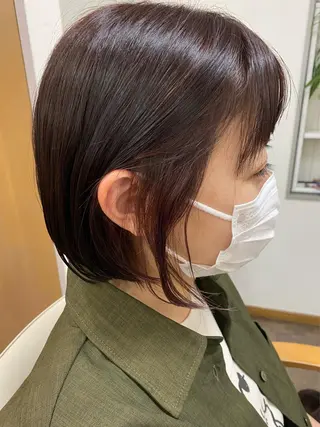ショート カラー ambellir 山本伽椰のヘアスタイル