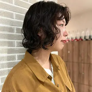 ショート カラー パーマ レイヤーカット⭐️ ブリーチ桑原 日花理のヘアスタイル