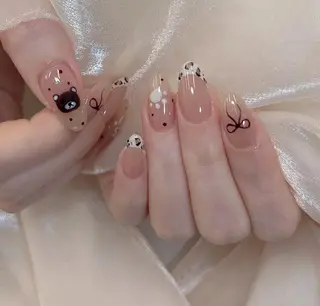 ネイル RAFFINE 月🦋🩵のネイルデザイン