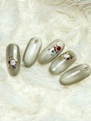 ネイル ベロバ クリスティーナのネイルデザイン