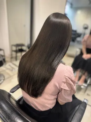 ロング カラー パーマ ヘアアレンジ 透明感/オリーブ/ グレージュ/YUKAのヘアスタイル