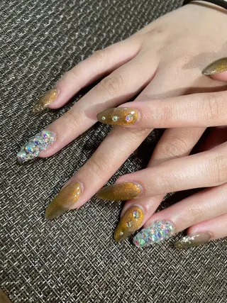 ネイル Reverb❁︎ 井上のネイルデザイン