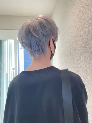 カラー メンズ 佐々木 麻純のヘアスタイル