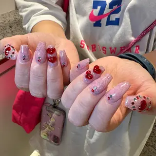 ネイル RIEKO🍒 ワンホン♡推しネイルのネイルデザイン