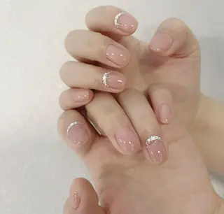 ネイル Queens テイのネイルデザイン