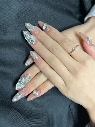 ネイル nail.salon .Reversalのネイルデザイン