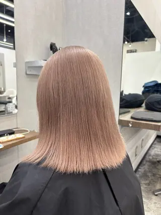 ミディアム 🌈ハイトーンカラー ⋆˚ʚɞにいな🌈のヘアスタイル