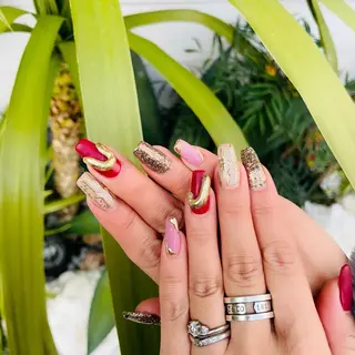 ネイル es nailのネイルデザイン