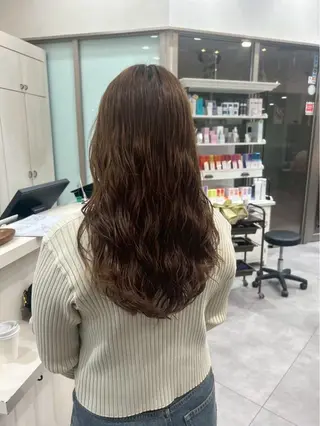 パーマ 下山 萌華のヘアスタイル
