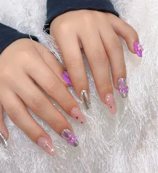 ネイル 佐藤 依娜のネイルデザイン