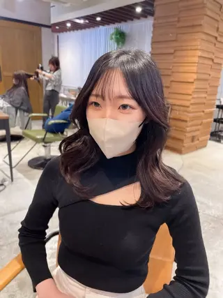 ロング kiti SAKAE所属・のり/顔まわり/韓国 /レイヤーカットのヘアスタイル