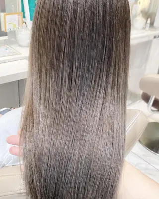 ロング カラー 高橋凜/髪質改善/ 縮毛矯正/カラーのヘアスタイル