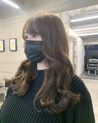 セミロング カラー 透明感/オリーブ/ グレージュ/YUKAのヘアスタイル