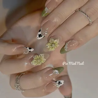 ショート Pio Mielのネイルデザイン