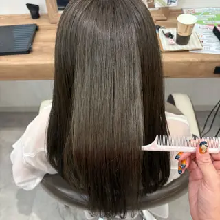 カラー 渡邊 玲来のヘアスタイル