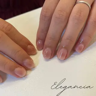 ネイル Elegancia. Hiromiのネイルデザイン