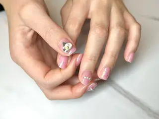 ショート ネイリスト シンのネイルデザイン