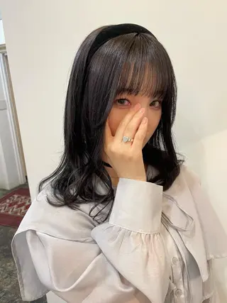 セミロング カラー ヘアアレンジ 【arc】Ruri コテ巻き風パーマのヘアスタイル