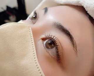 マツエク・マツパ 関口 友菜のヘアスタイル