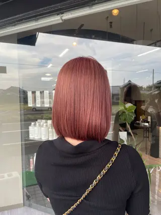 ミディアム カラー alu所属・マキノ キョウカのヘアスタイル