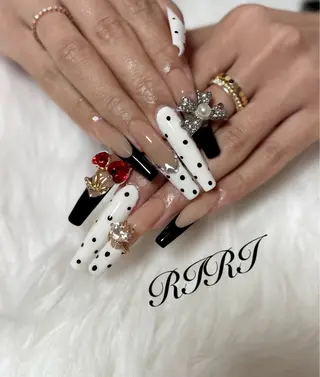 ネイル riri オーナーのネイルデザイン