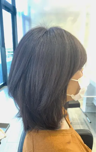 ミディアム レイヤー／パーマ 西山賢志のヘアスタイル