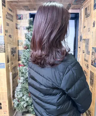 ミディアム カラー Chic シックのヘアスタイル