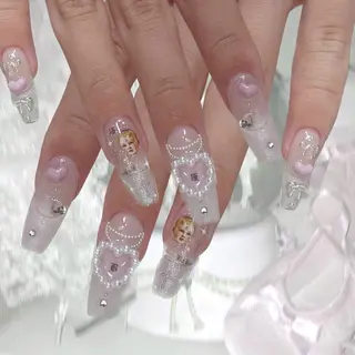 ネイル Once upon a princessシェアサロンL'OM OSAKA所属・Once upon a princessのネイルデザイン