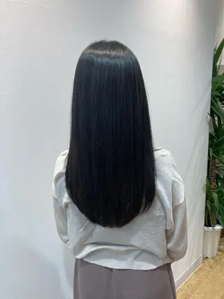 ロング イチゴ森下所属・🌟髪質 改善🌟のヘアスタイル