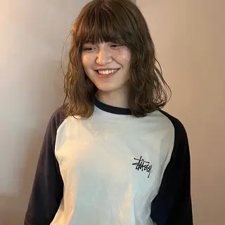 ミディアム カラー 舟橋耀/ブリーチカラ ー/レイヤーカットのヘアスタイル