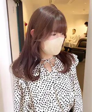 カラー mizuki/ピンク ベージュ.レイヤーのヘアスタイル