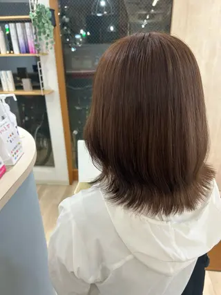 ミディアム カラー 佐原 未依奈のヘアスタイル